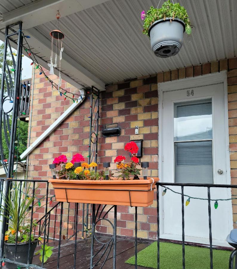 Cozy Quiet Place Next To Hwy Smart Tv+Wifi+Netflix Edmundston Kültér fotó